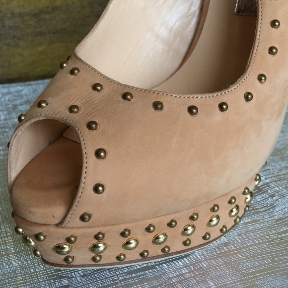 NWT Nando Muzi Tan Studded Nubuck Leather Peep-Toe - Picture 4 of 8